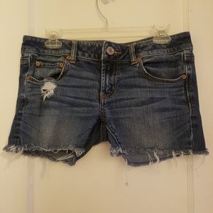 Favorite boyfriend American eagle shorts size 8